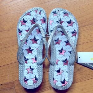 NWT 4th of July Sparkly Capellini flip flops! Size 9.